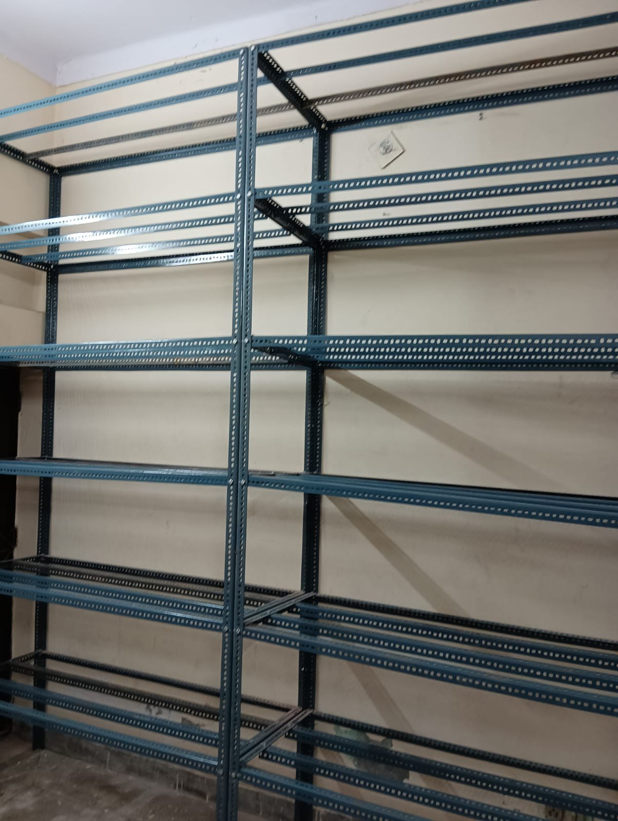 Angle Frame Rack