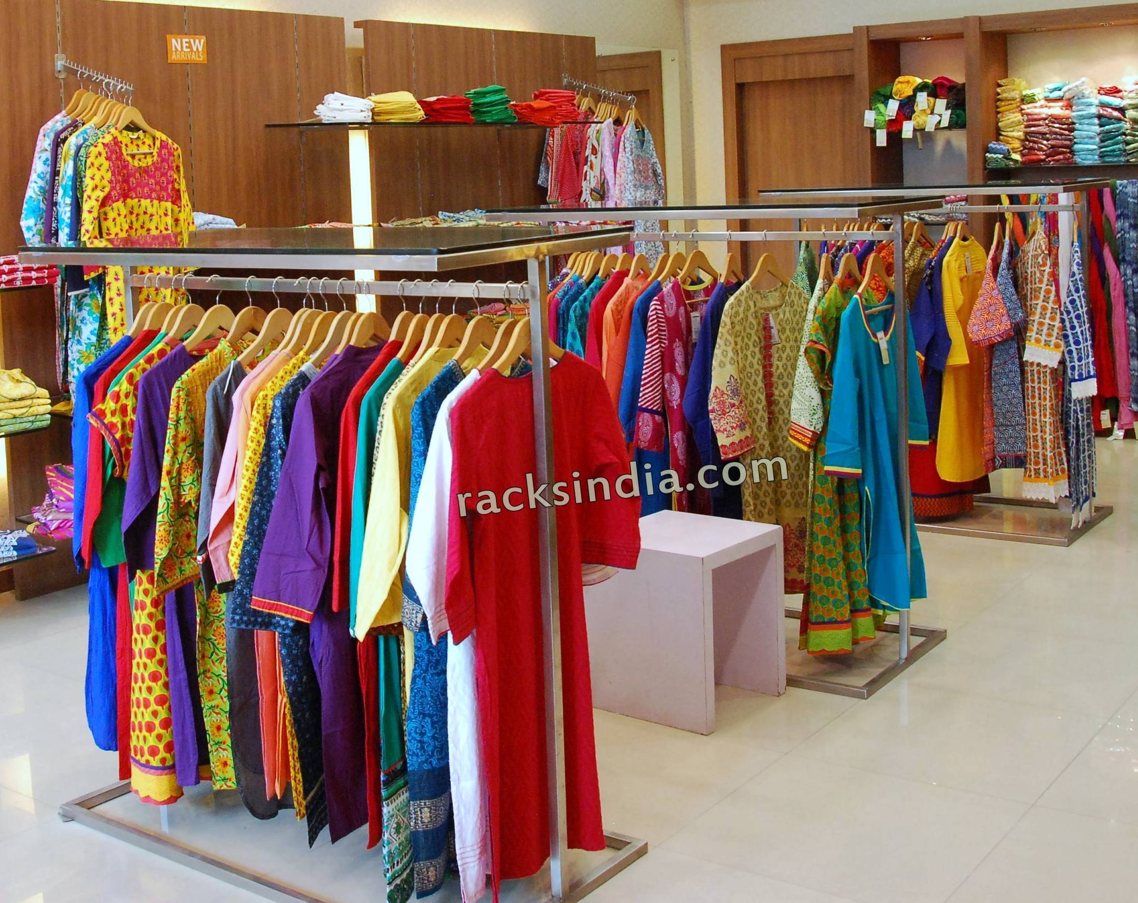 Cloth Display Rack In Adarsh Nagar