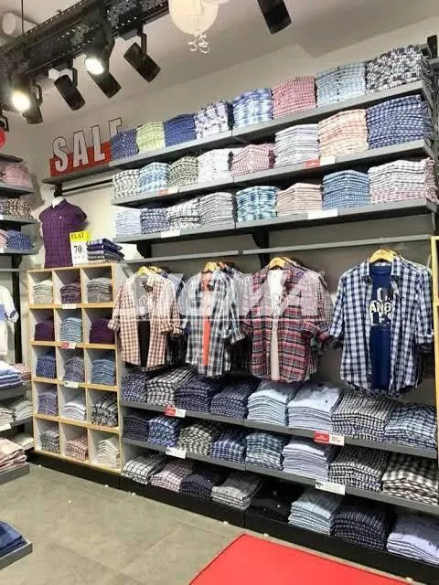 Garment Shelves In Chhattisgarh